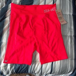 SHEFIT Biker Shorts- 1 LUXE- NWT- butt scrunch